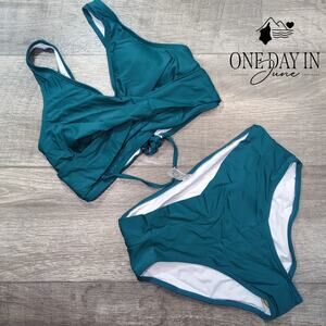 Limeeke Twist Front Lace Up Back Bikini Swimsuit Size S